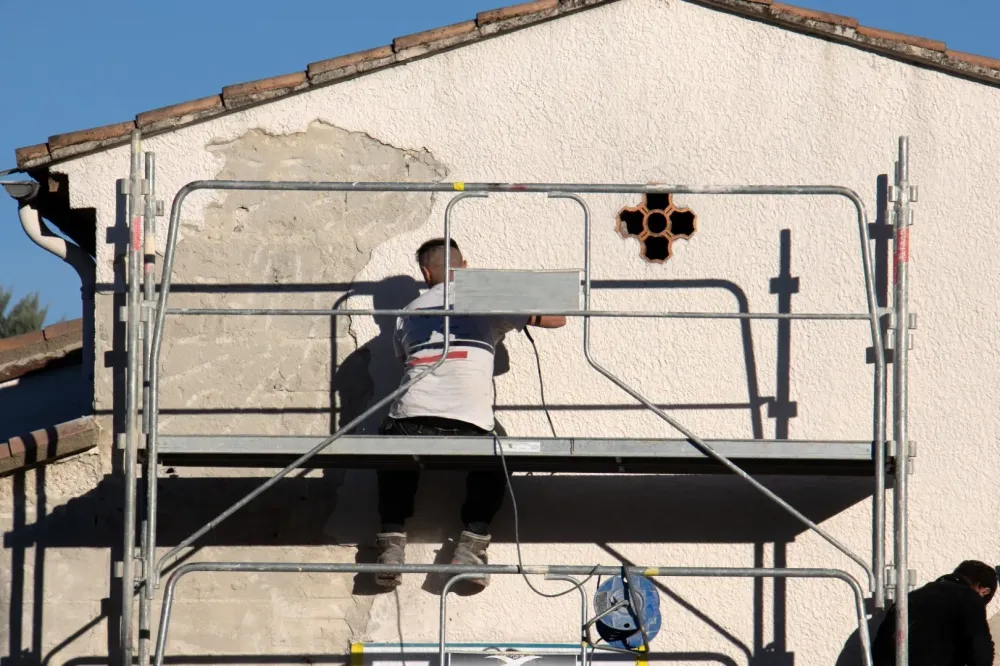 Ravalement de façade à Saumont la Poterie